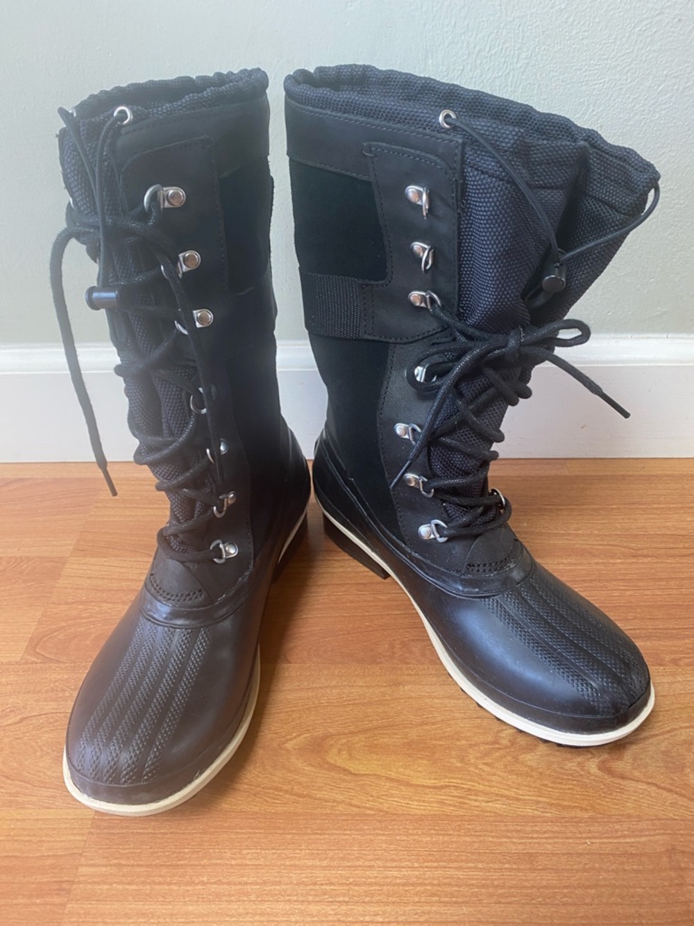 Sorel Black Lace-Up Women's Winter & Rain Boots